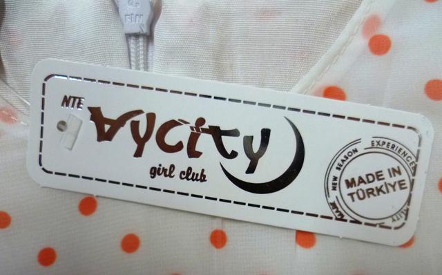 Girls' dress