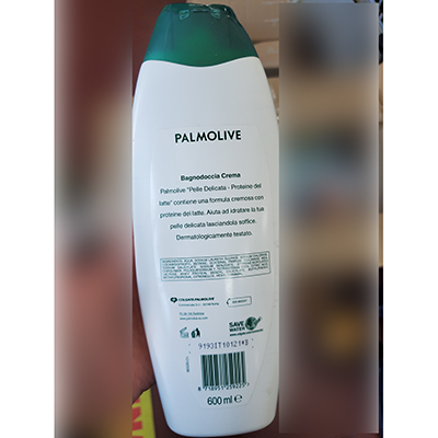 Bath and shower cream