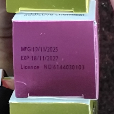 Disposable electronic cigarette