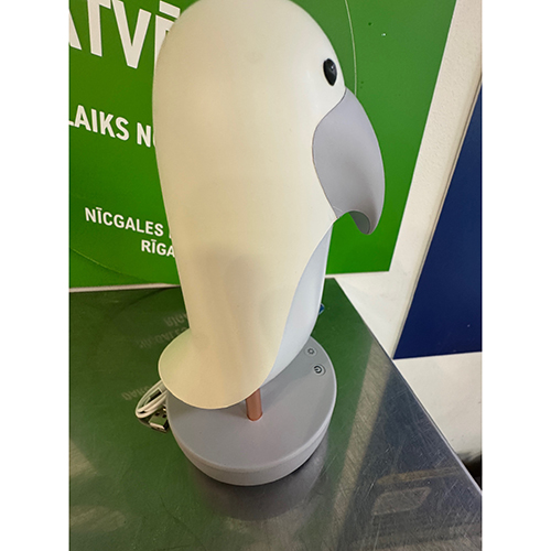 Table lamp