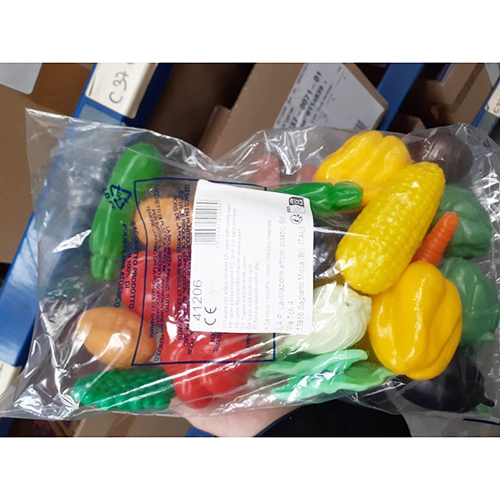 Plastic set