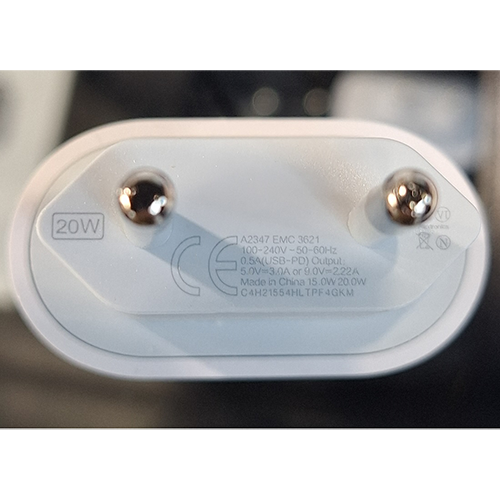 Power adaptor