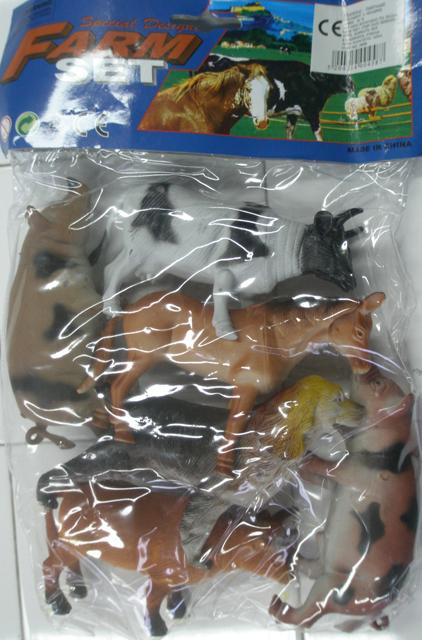 Toy animals set
