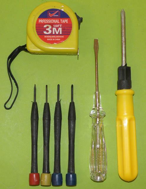 Tool set with voltage tester