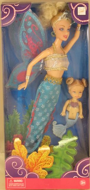 Plastic doll set
