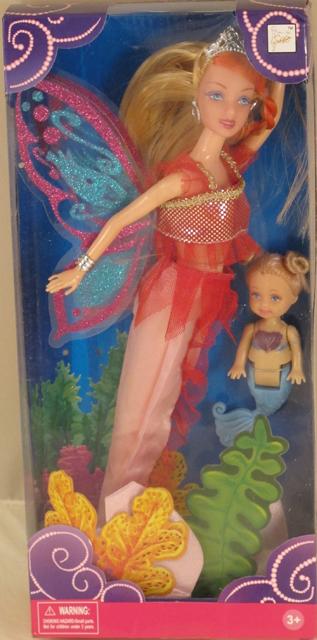 Plastic doll set