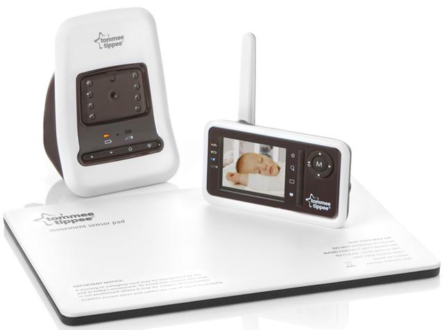 Baby monitor with movement sensor pad