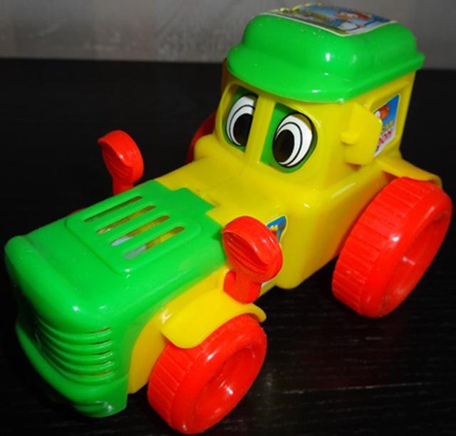 Plastic toy with sweets