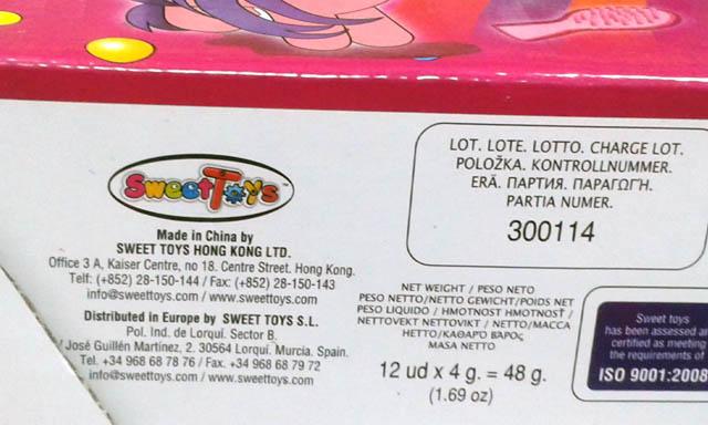 Plastic horse with sweets