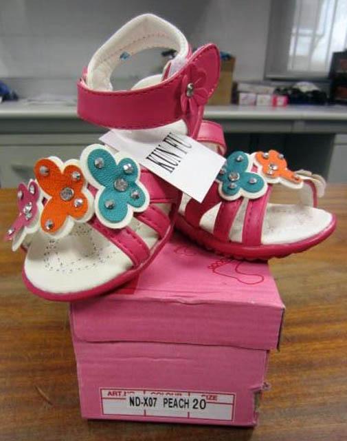 Girls' sandals