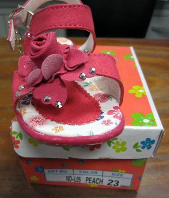 Girls' sandals