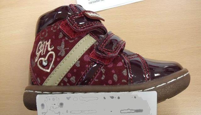 Babies' shoes