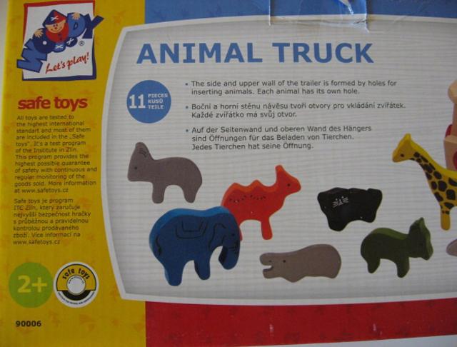 Wooden pull along toy