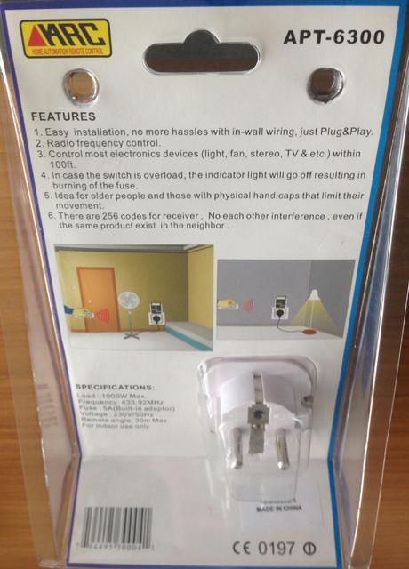 Remote-controlled socket