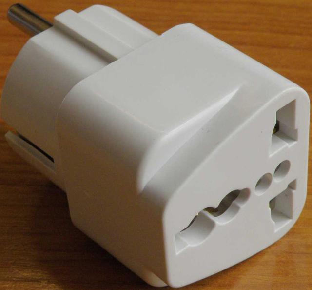 Plug adaptor