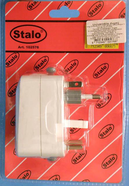 Travel plug adapter