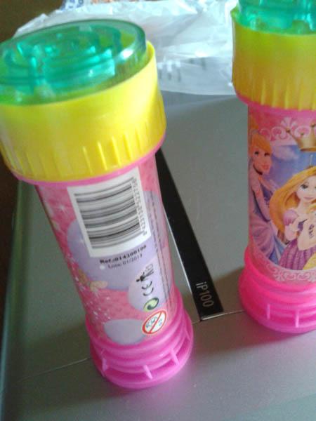 Soap bubble toy