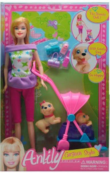 Plastic dolls and doll sets