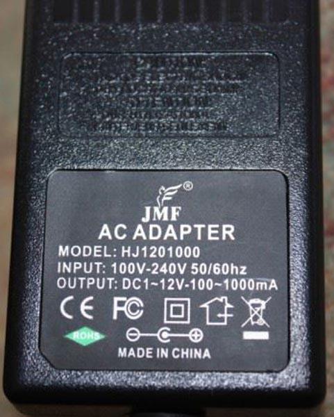 Skin treatment device