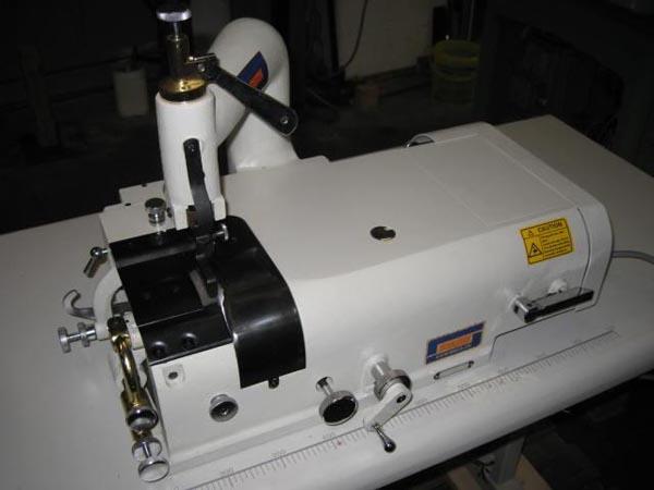 Leather skiving machine
