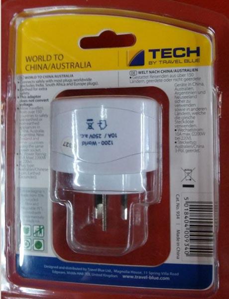 Travel plug adapter