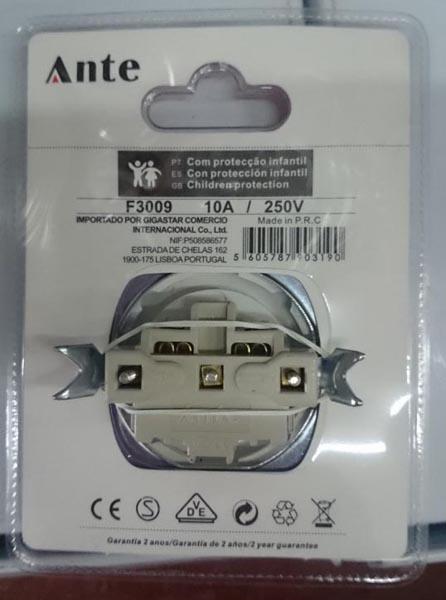 Mains wall socket
