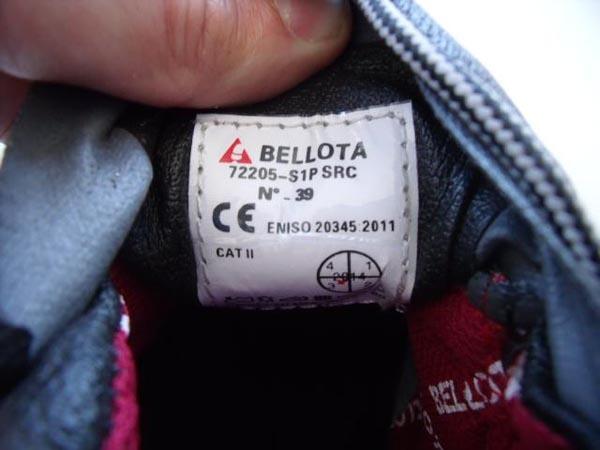 Safety boots