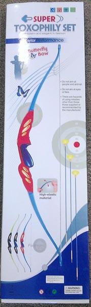 Bow and arrow set
