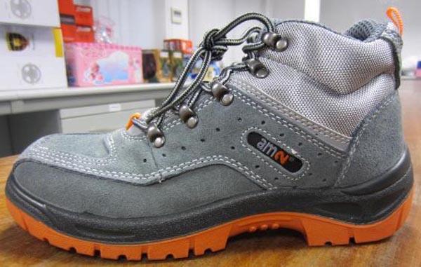 Safety shoes