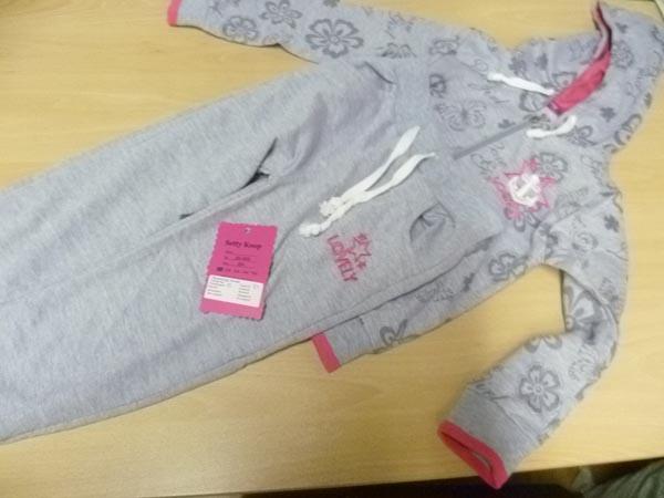 Children’s clothing sets
