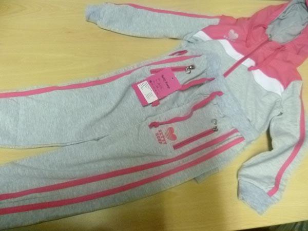 Children’s clothing sets