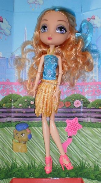 Plastic doll set