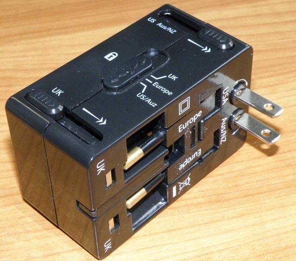 Travel plug adaptor