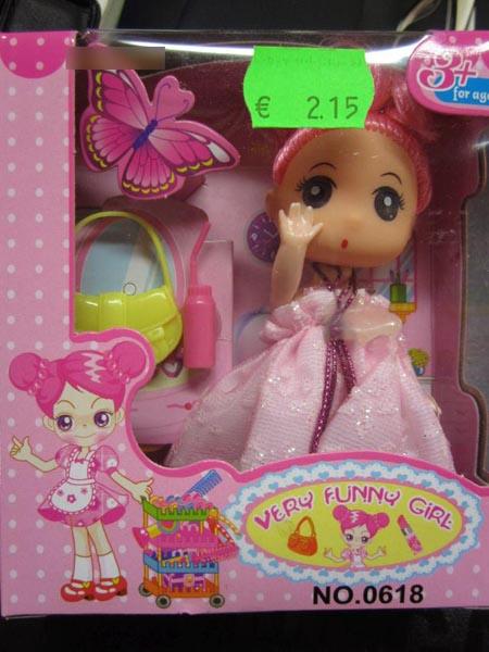 Plastic doll set