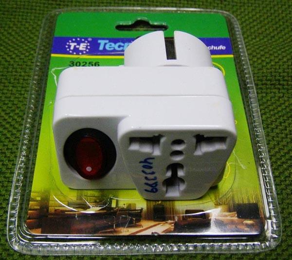 Travel plug adaptor