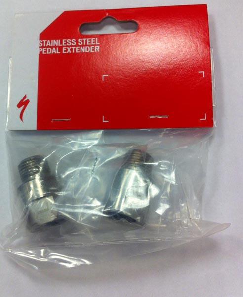 Bicycle pedal axle extender