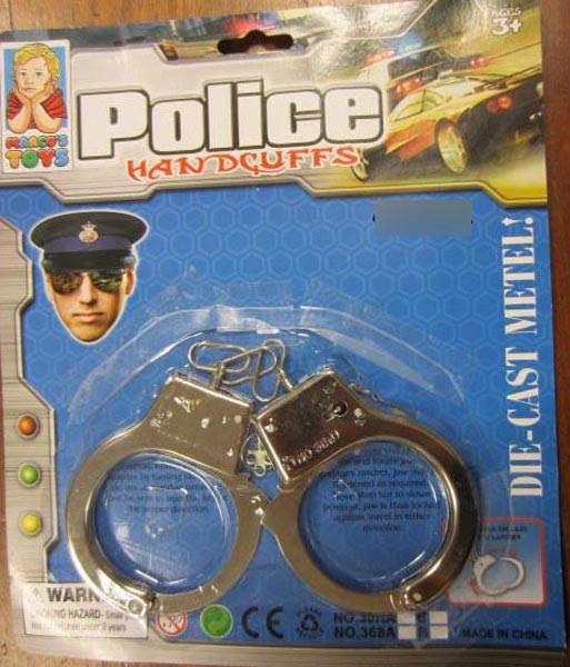 Toy handcuffs
