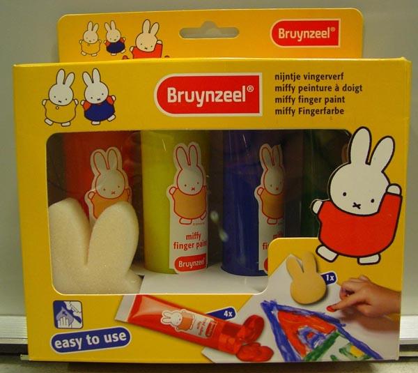 Finger paint kit