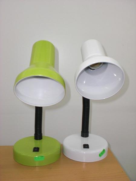 Desk lamp