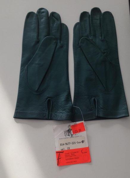 Ladies' leather gloves