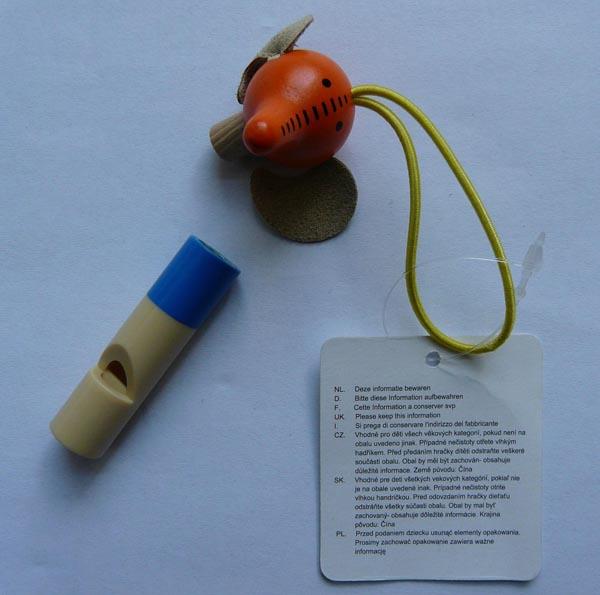 Plastic whistle