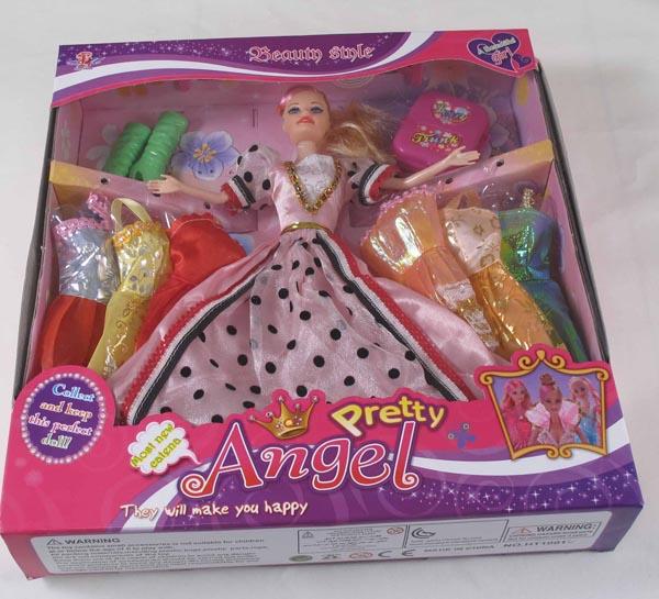 Plastic doll set