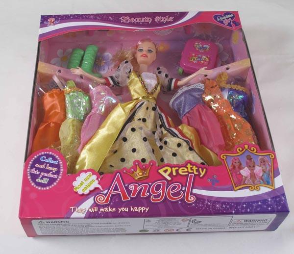 Plastic doll set