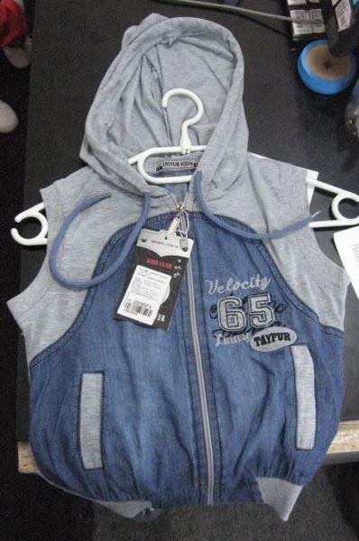 Boys' sleeveless sweatshirt
