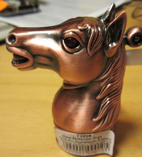 Novelty lighter