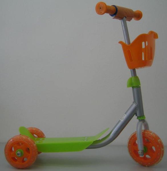 Toy scooter