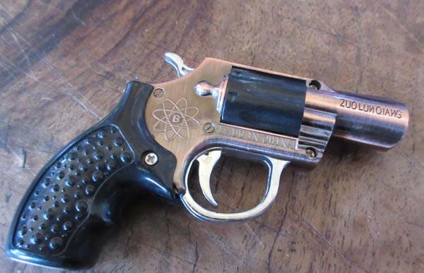 Novelty lighters