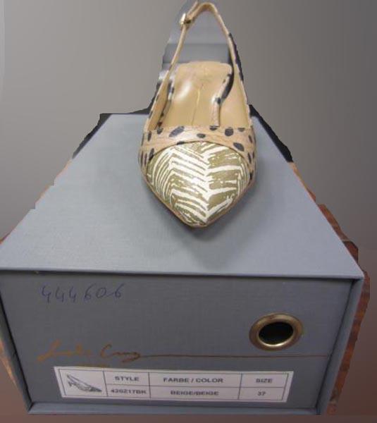 Ladies' sandals