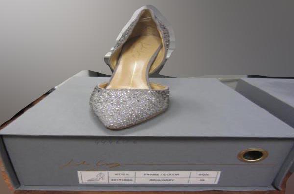 Ladies' sandals