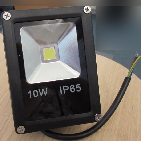 LED flood light